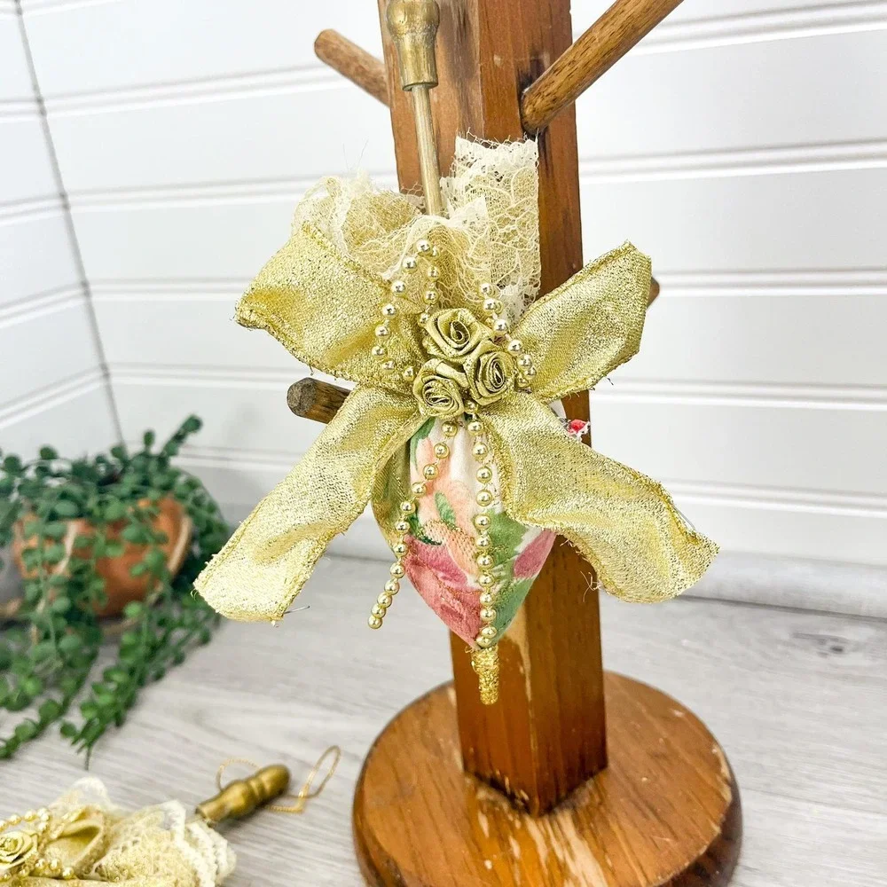 Vintage Floral‎ Christmas Ornaments: Shabby Chic Cottagecore Decor, Set of 4